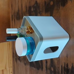 Super Cute Facial Tissue Holder/Caddy.